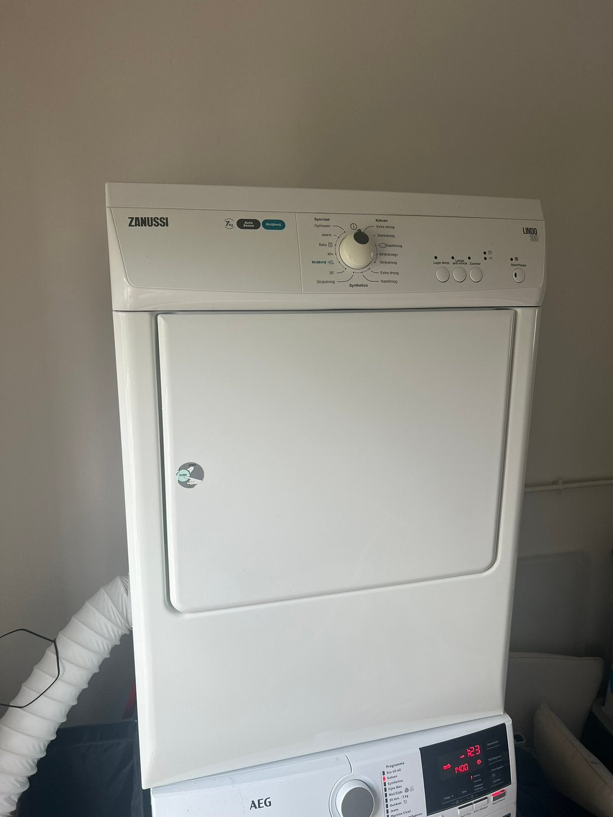 Zanussi Lindo 1000 ZT7101PZ condensdroger, Ophalen, Overige typen, 8 tot 10 kg, Zo goed als nieuw