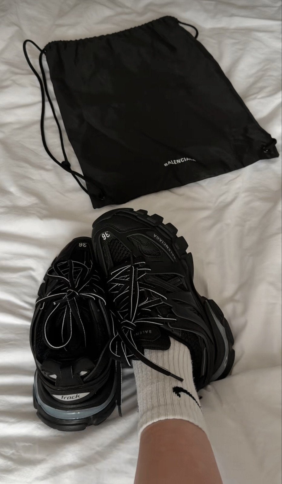 Balenciaga tracks maat 44 zwart, Zwart, Nieuw, Ophalen of Verzenden, Balenciaga