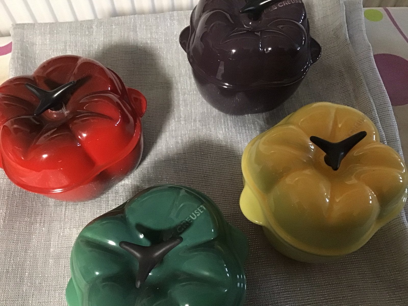 Le Creuset mini Cocottes - Set van 4, Met deksel, Overige typen, Le Creuset, Ophalen of Verzenden