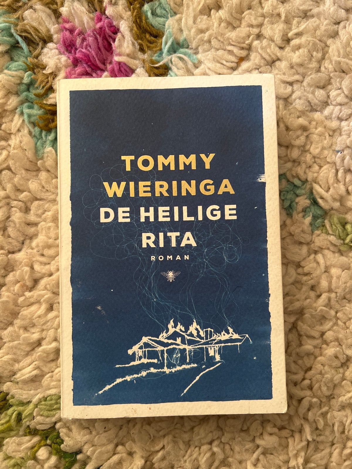 De Heilige Rita - Tommy Wieringa (Roman), Ophalen of Verzenden, Zo goed als nieuw, Nederland