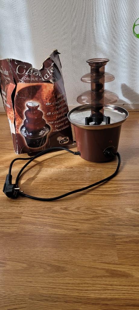 Chocolade fondue fontein plastic, Witgoed en Apparatuur, Fonduesets, Gebruikt, Fondueset, Elektrisch, Ophalen of Verzenden