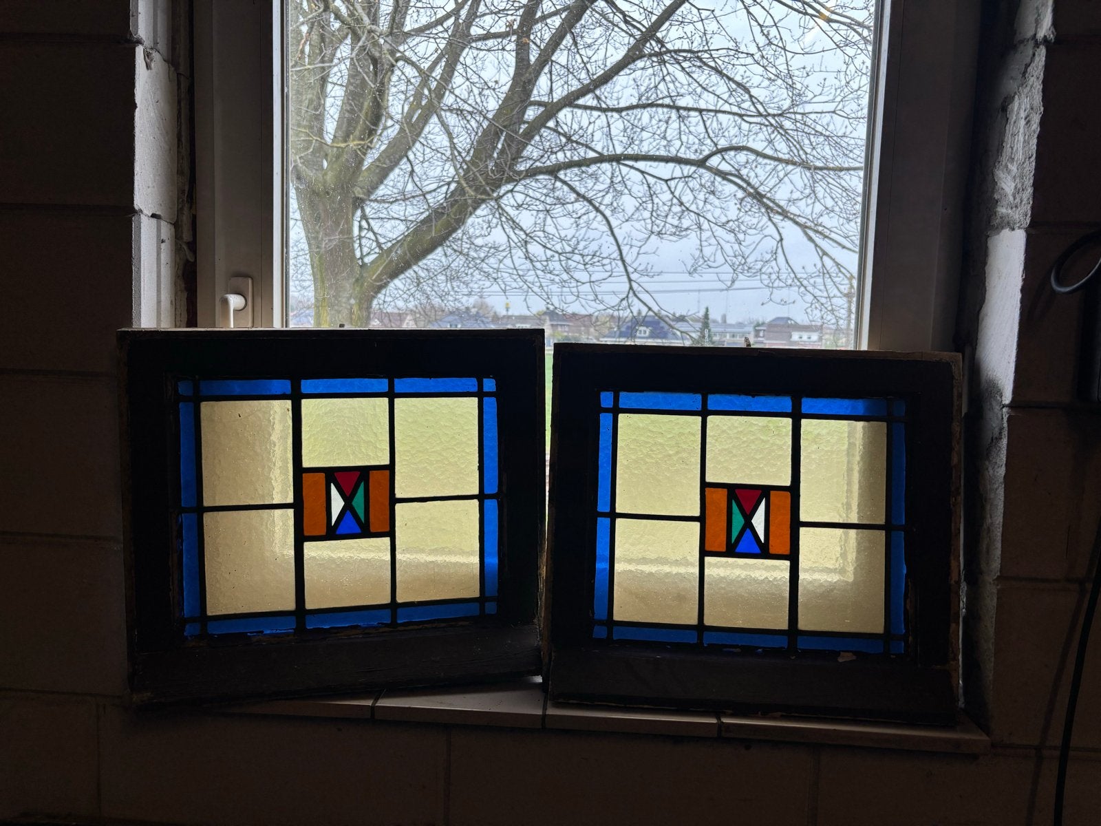 Set van 2 antieke glas in lood ramen 33x40 cm, Ophalen, Gevelraam of Ruit, Gebruikt, Minder dan 80 cm
