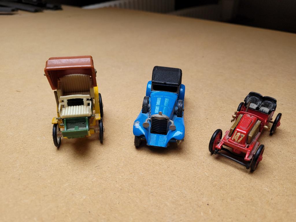 Klassieke modelauto's, Hobby en Vrije tijd, Modelauto's | 1:43, Ophalen, Gebruikt, Auto, Overige merken