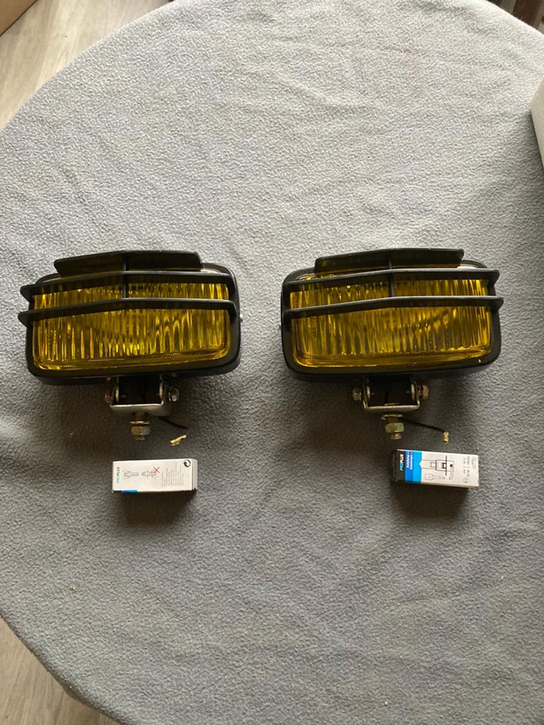 Oldtimer 2 gele verstralers met rooster, Auto-onderdelen, Verlichting, Ophalen of Verzenden, Nieuw