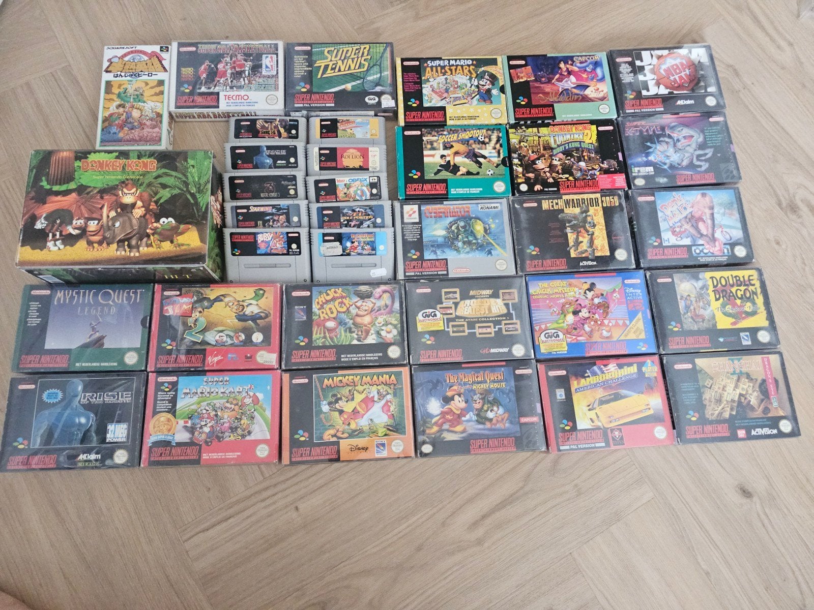 Grote Nintendo SNES collectie – veel CIB games + cartridge, Ophalen, Eén computer, Zo goed als nieuw, 3 spelers of meer