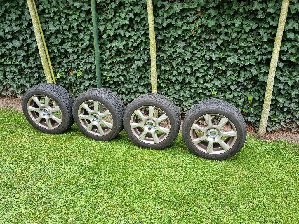 Winterbanden MAAT, 205/55 R16 – Meteor, Auto-onderdelen, Ophalen, Gebruikt, 16 inch, Banden en Velgen