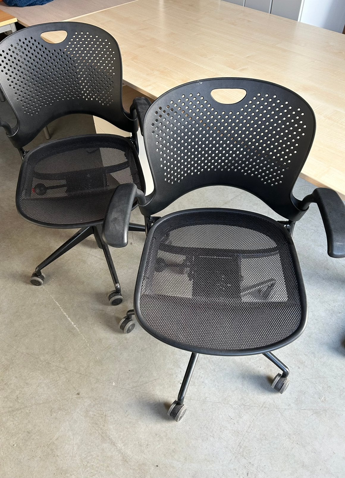 Bureaustoel Herman Miller caper, Ophalen, Zo goed als nieuw, Zwart
