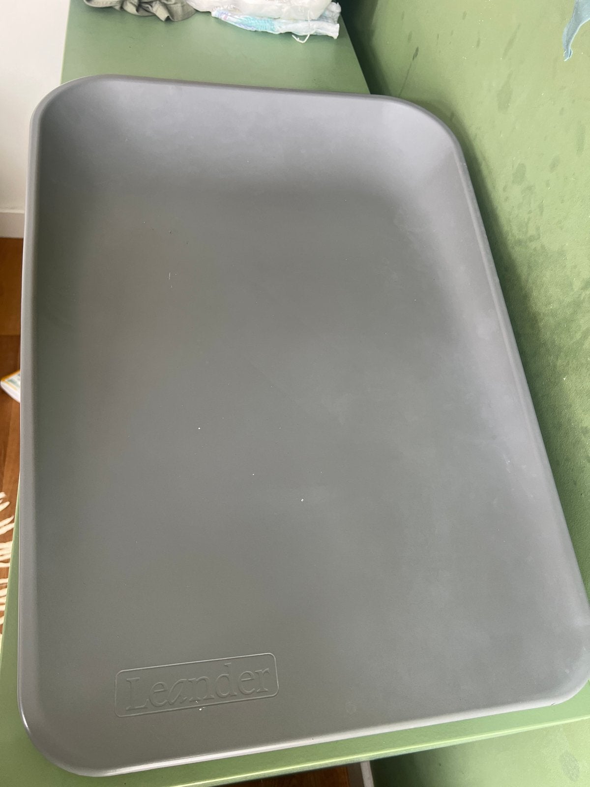 Leander Matty aankleedkussen - Pearl Grey/Grijs, Kinderen en Baby's, Badjes en Verzorging, Gebruikt, Aankleedkussen, Overige merken