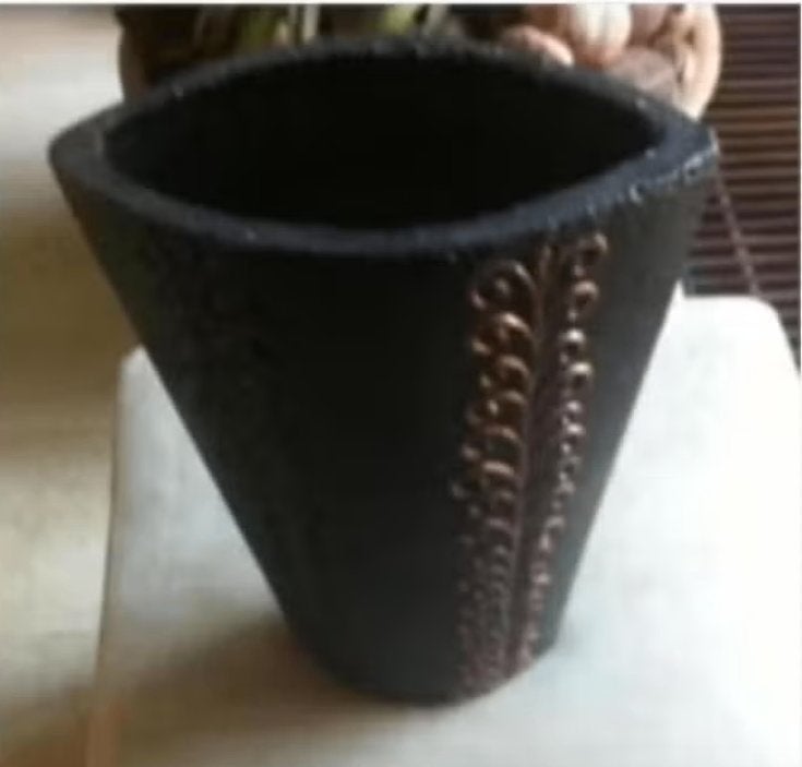 Moderne vaas zwart/goud H40 br23D10cm, Huis en Inrichting, Ophalen of Verzenden, Zo goed als nieuw, Meerkleurig, Steen/keramiek