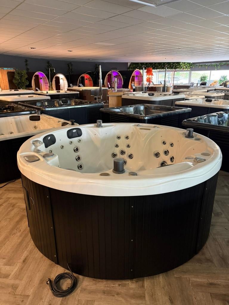 Jacuzzi Spa Fox Cosmo 230cm Rond – Balboa – Plug & Play 220V