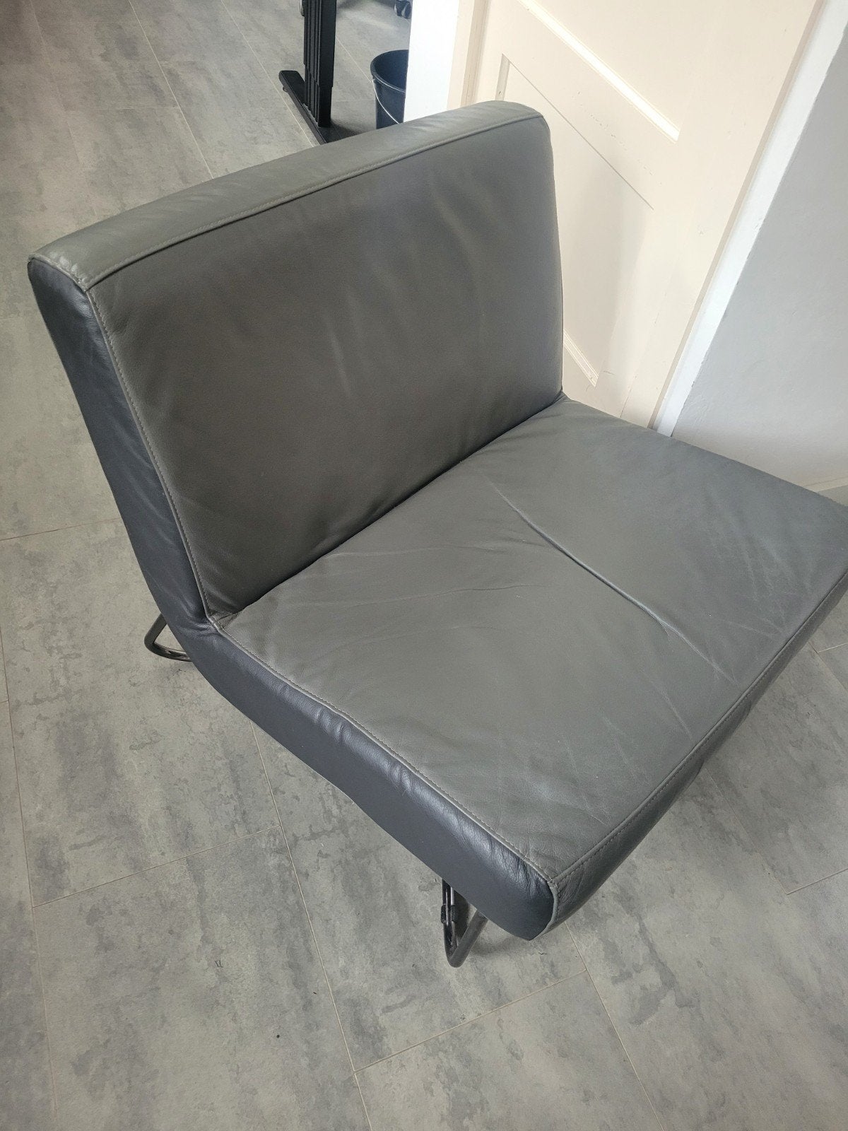 Montel Leren relaxstoel (1,5-zits), Ophalen, Minder dan 75 cm, Leer, Zo goed als nieuw