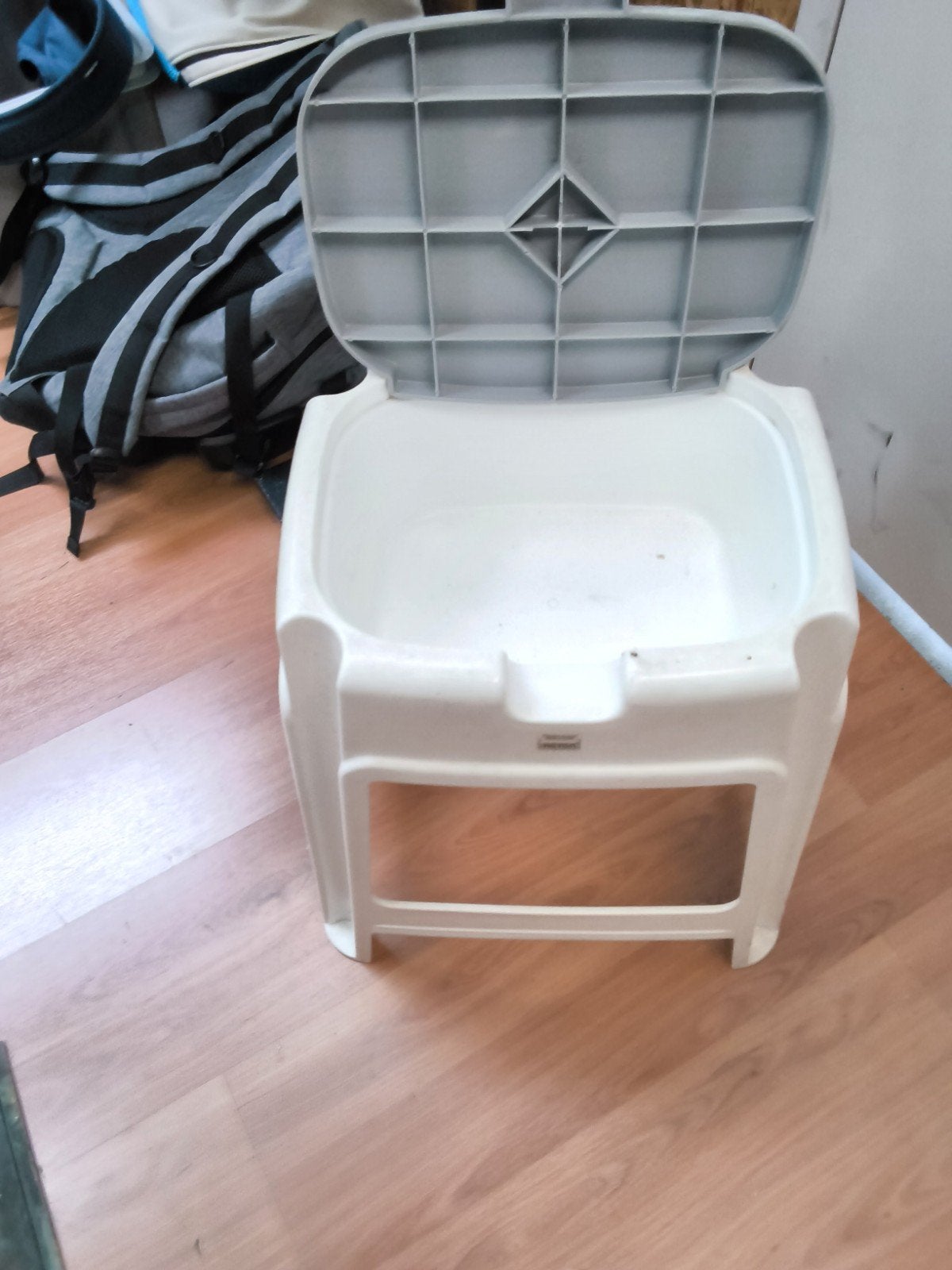 Witte plastic kruk met opbergruimte, Ophalen of Verzenden