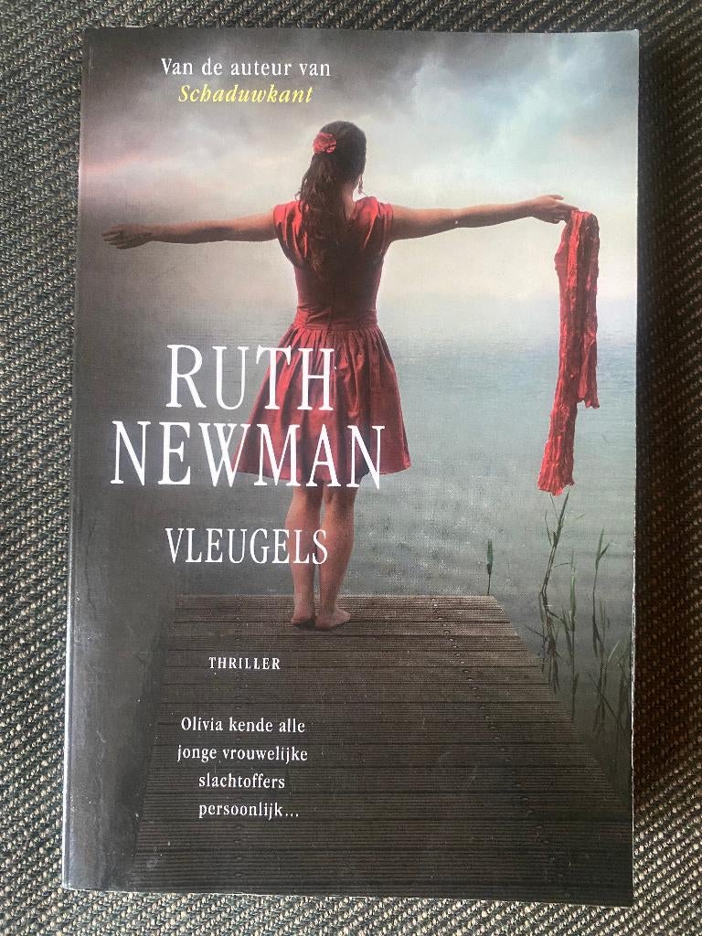 Ruth Newman - Vleugels., Boeken, Thrillers, Zo goed als nieuw, Europa overig, Ophalen of Verzenden