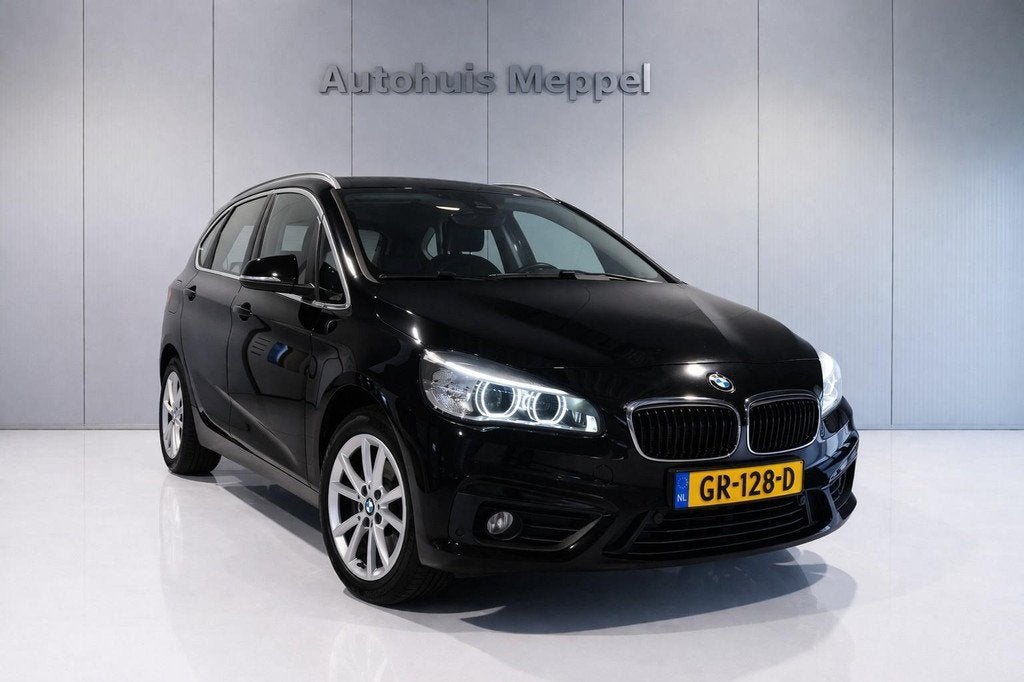 BMW 2 Serie 218i Active Tourer LED | Trekhaak | PDC | Sports, Auto's, BMW, Voorwielaandrijving, 136 pk, Gebruikt, Zwart