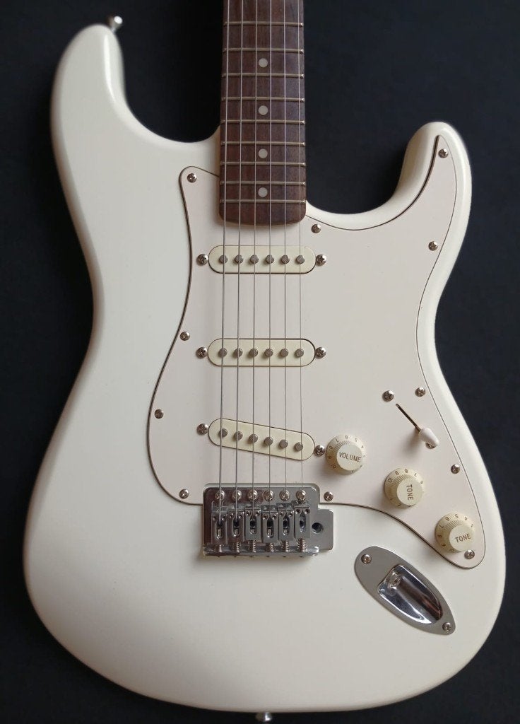 Squier Stratocaster Complete Set met Fender Gig-Bag, Fender, Met versterker, Ophalen of Verzenden, Zo goed als nieuw
