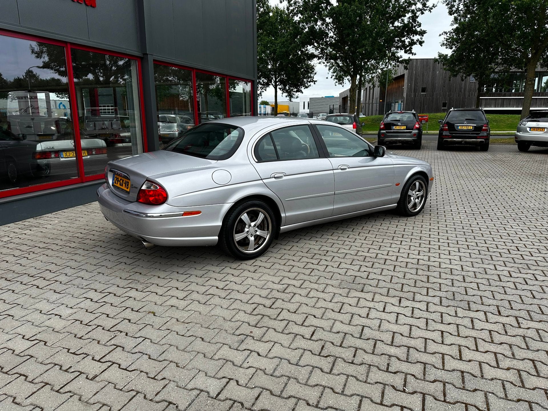 Jaguar S-type 3.0 V6 / AUTOMAAT / DEALER ONDERHOUDEN / NAVI, foto 4