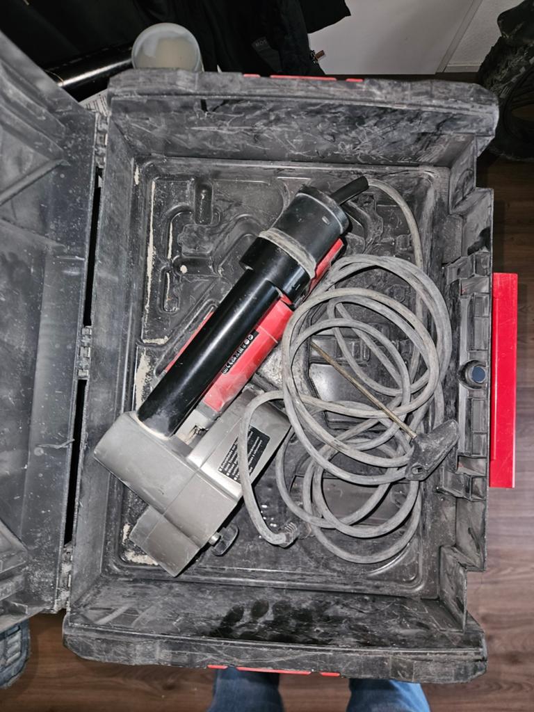 Sleuvenfrees, Ophalen of Verzenden