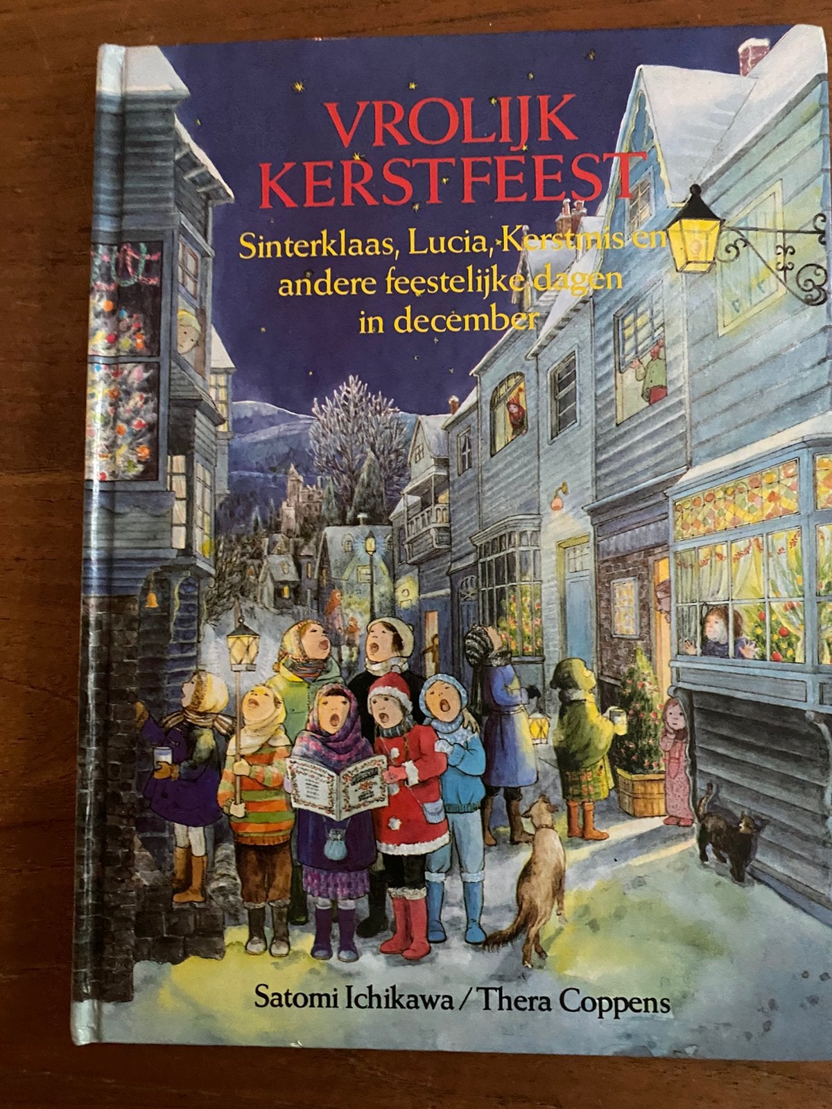 Vrolijk Kerstfeest - Sinterklaas, St Lucia,  Kerstmis - 1984, Ophalen of Verzenden, Zo goed als nieuw, Non-fictie