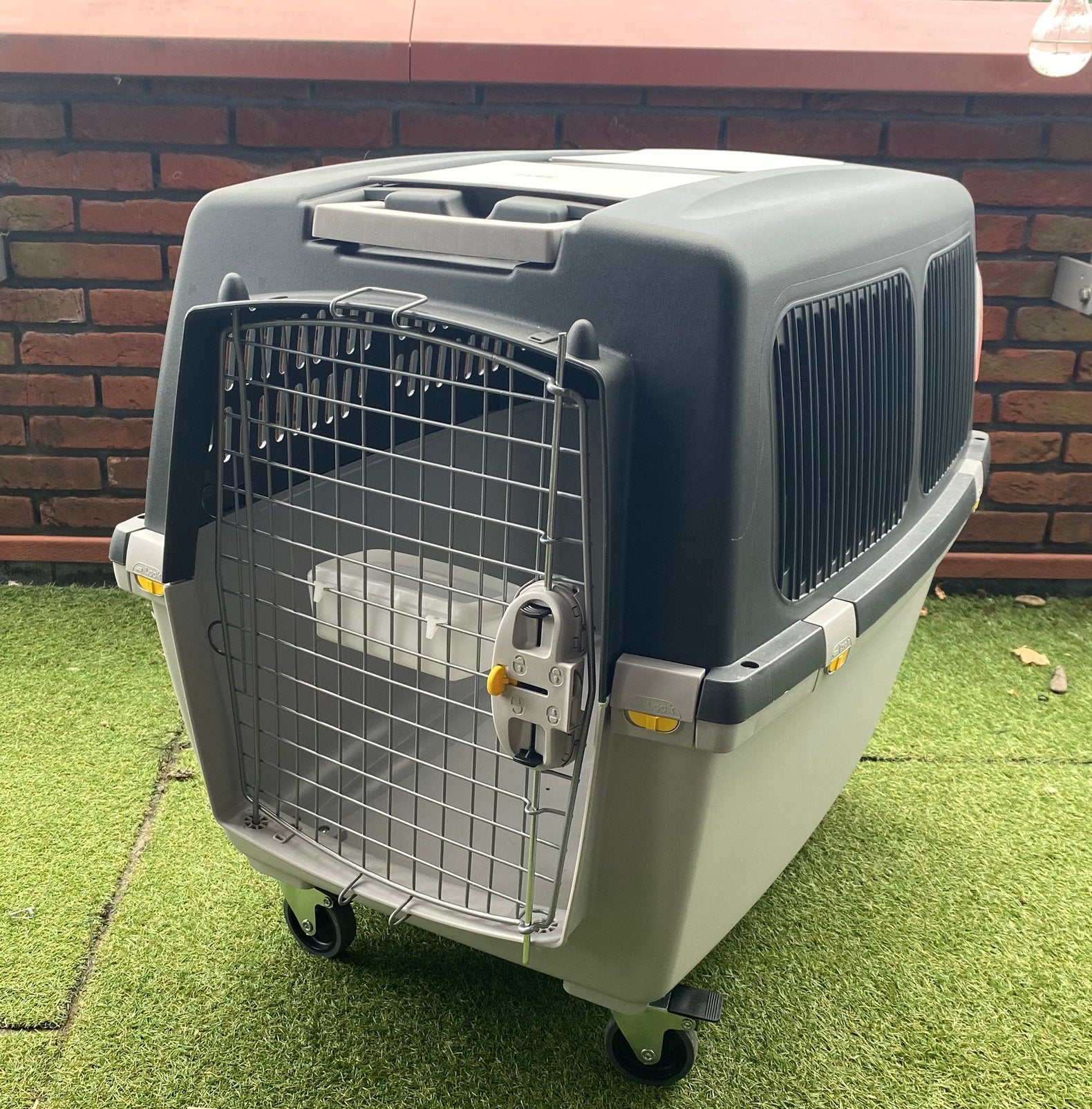 Honden transportbox L: 75cm B: 58cm H: 60cm - IATA GEKEURD, Ophalen of Verzenden, Nieuw