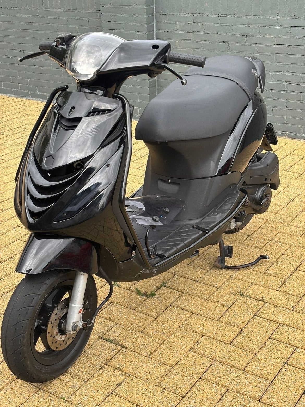 Piaggio Zip Scooter Zwart - Goede Staat, Ophalen, Gebruikt, Maximaal 45 km/u, Zip