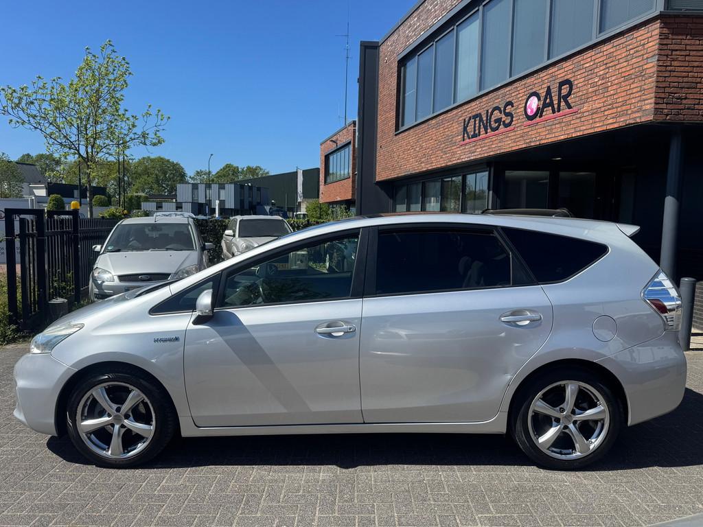 Toyota Prius Wagon 1.8 Aspiration 7 PERS PANO TREKHAAK CAMER, Auto's, Toyota, Euro 5, Gebruikt, 4 cilinders, 7 stoelen