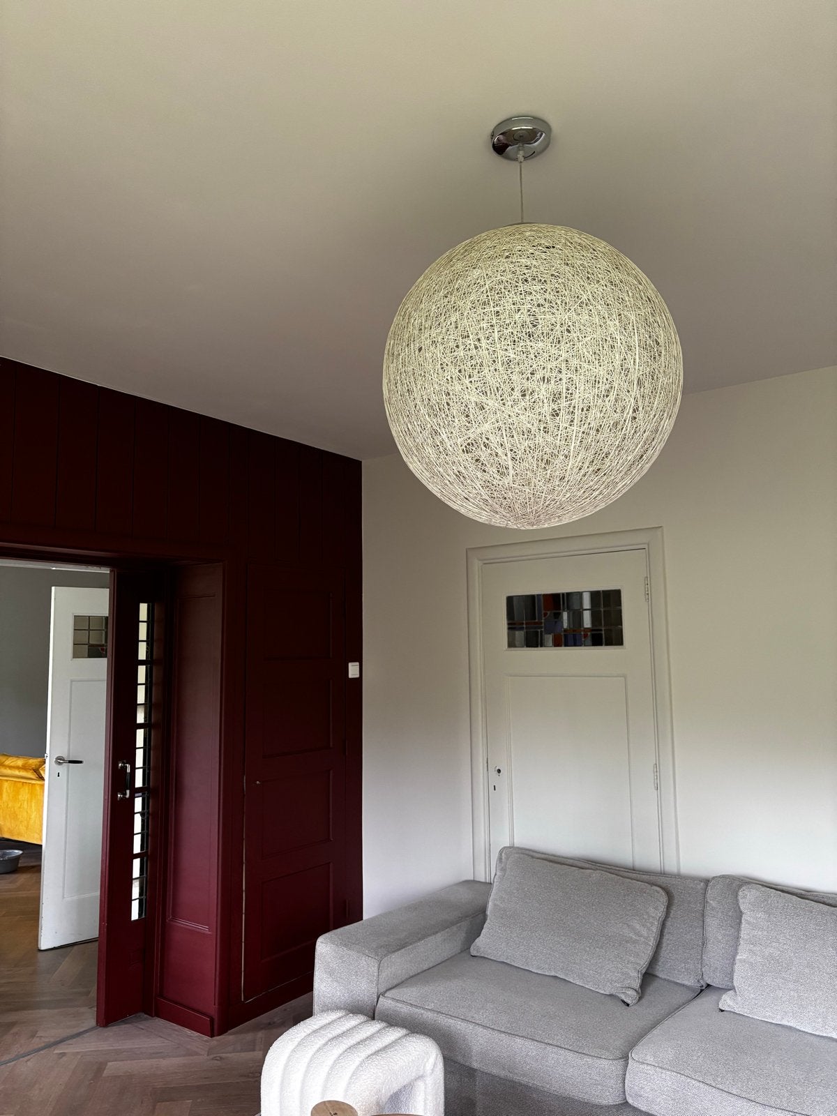 Grote bolvormige hanglamp van draad, Ophalen of Verzenden, Zo goed als nieuw, Textiel, E27 (groot)