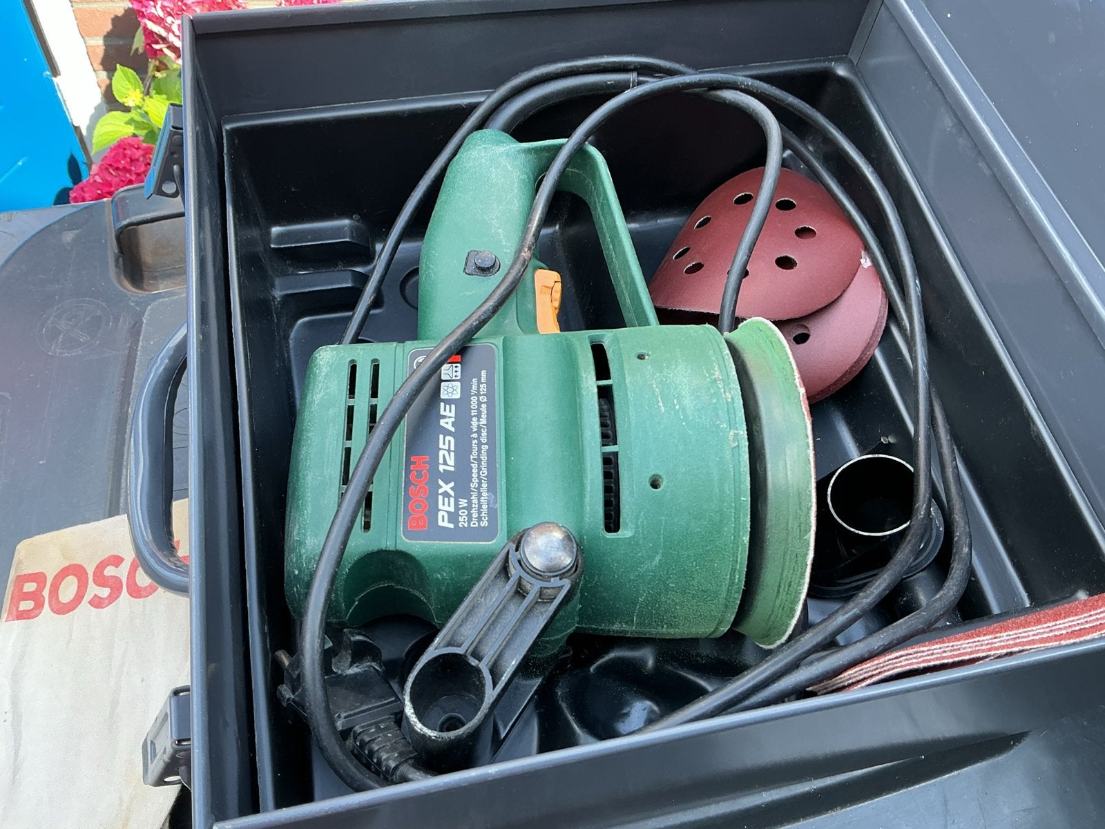 Bosch PEX 125 AE Excentrische Schuurmachine met Stofopvang, Doe-het-zelf en Verbouw, Ophalen, Gebruikt, Minder dan 600 watt, Excentrische schuurmachine