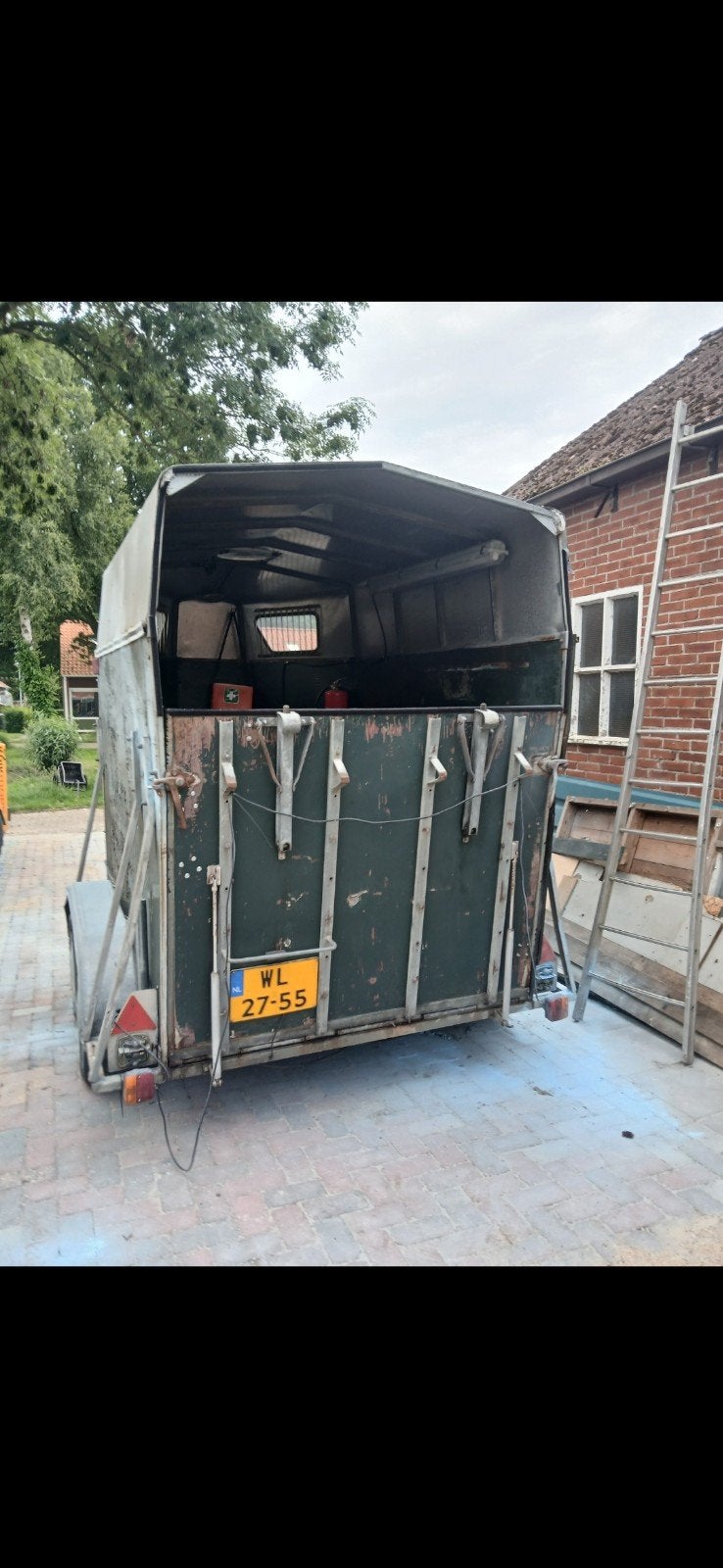 paardetrailer opknapper, Ophalen