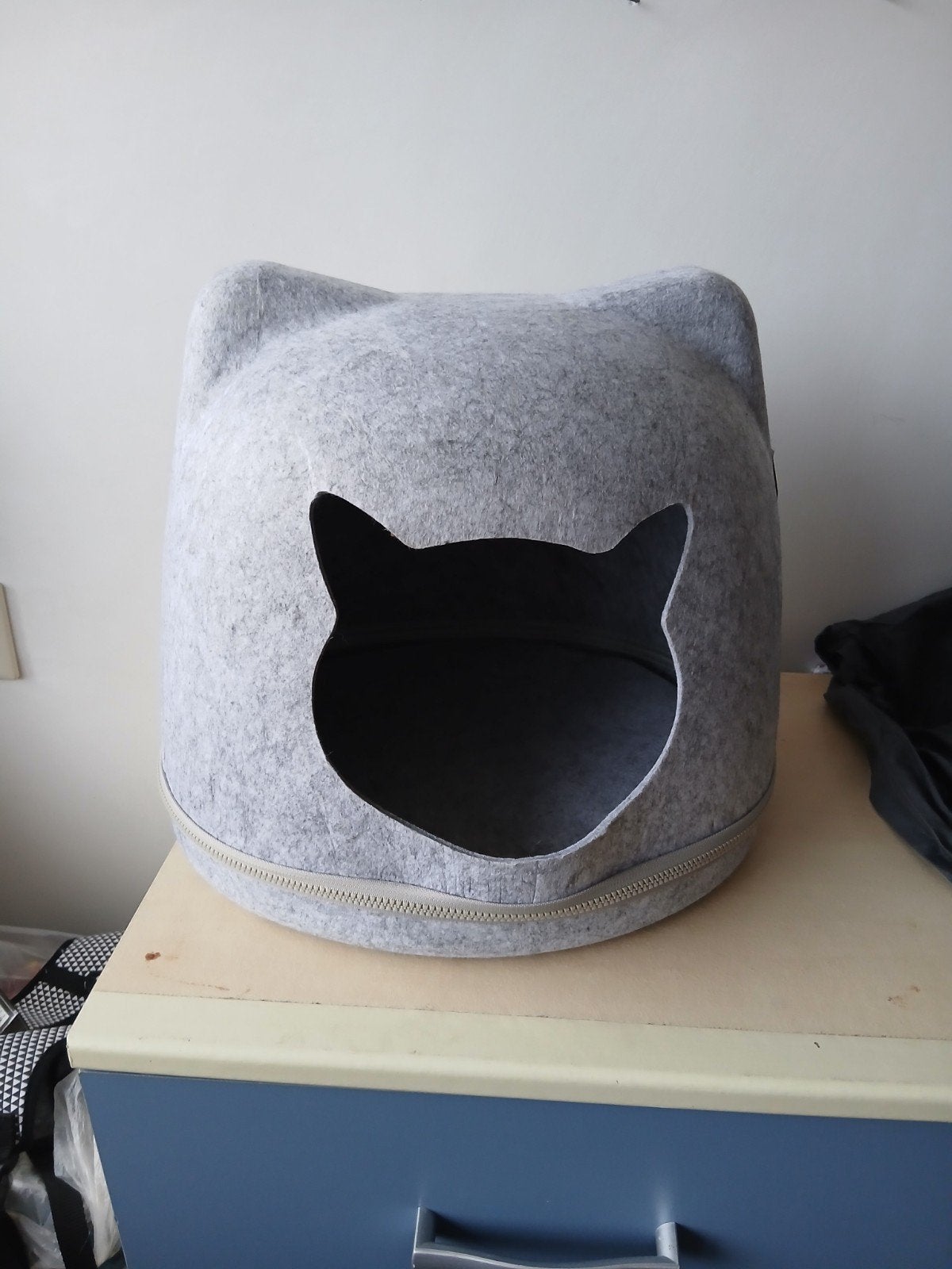 leuk nieuw katten slaap huisje nr 1031, Ophalen, Nieuw, Vilt