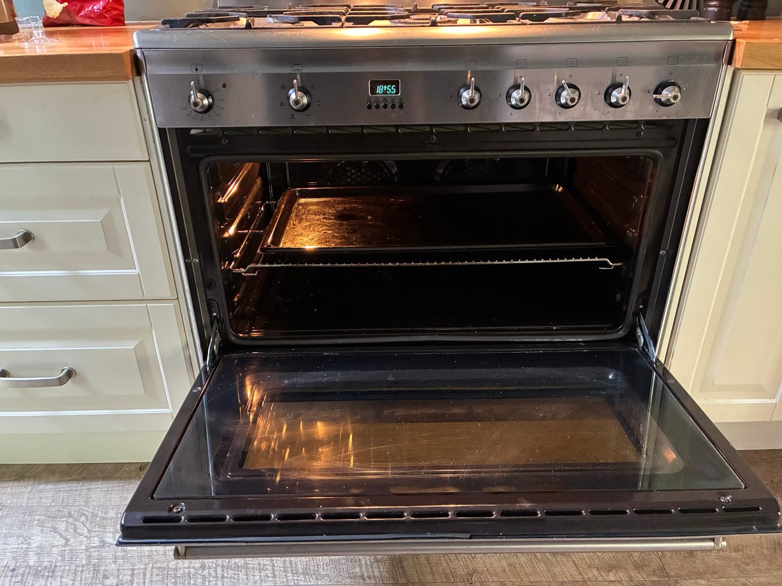 Smeg fornuis 90cm gaspitten, oven, afzuiging, Ophalen, Gebruikt, 60 cm of meer, Gas