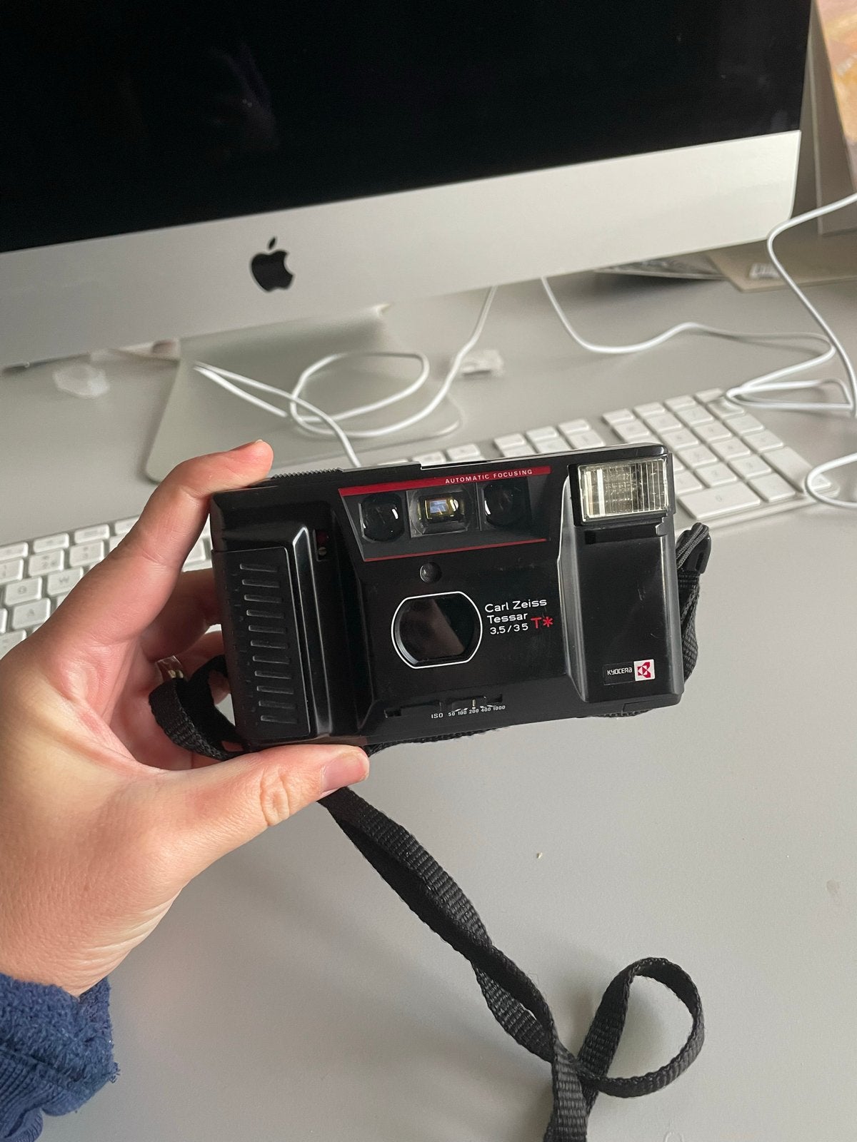 Yashica TAF met Carl Zeiss lens (vergelijkbaar met T4), Ophalen of Verzenden, Gebruikt, Compact, Overige Merken