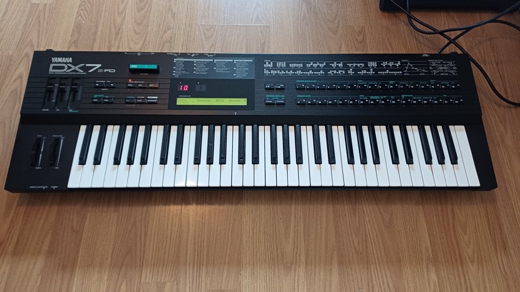 DX7 II FD, Muziek en Instrumenten, Synthesizers, Ophalen, Yamaha, Met midi-aansluiting, 61 toetsen