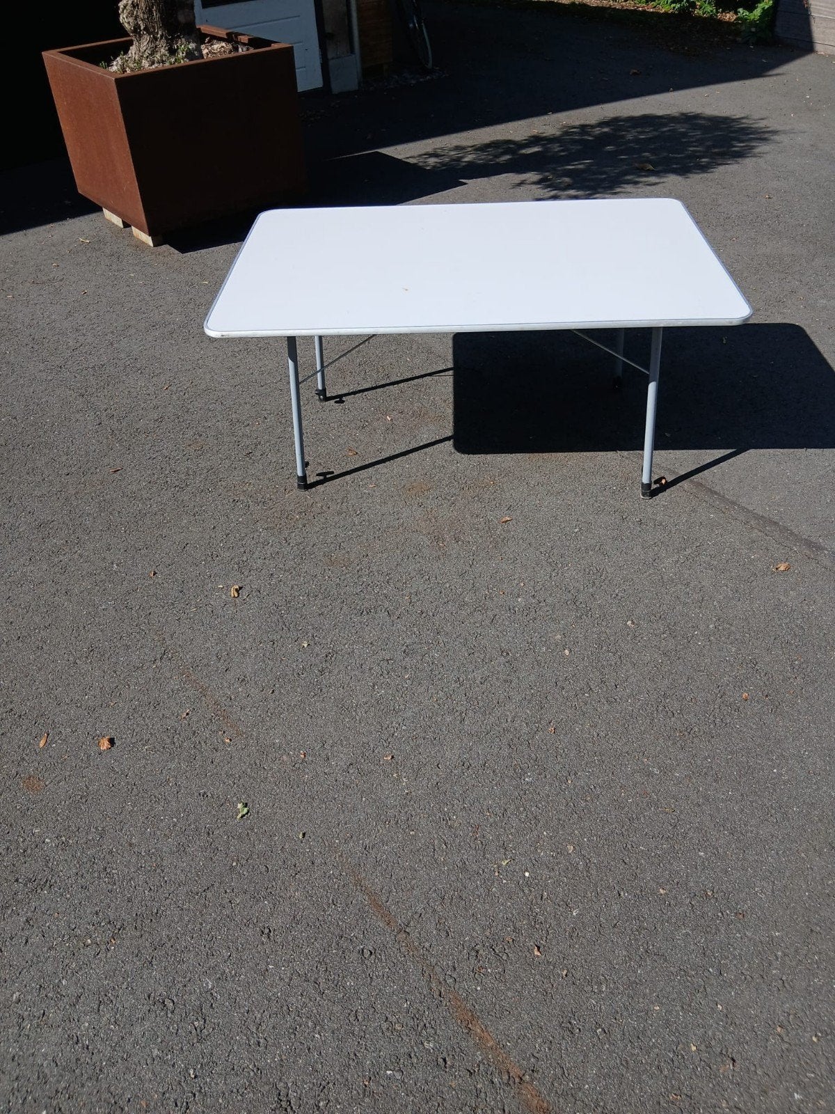 zo goed als.nieuwe campingtafel 120 x 80, Caravans en Kamperen, Ophalen, Zo goed als nieuw, Campingtafel