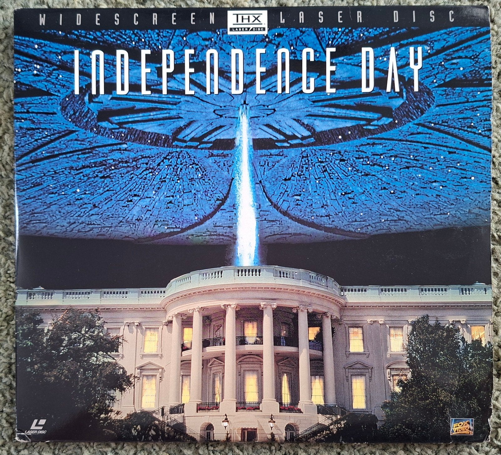 LASERDISC. INDEPENDENCE DAY. 2 DISC. NTSC EDITION., Ophalen of Verzenden, Zo goed als nieuw