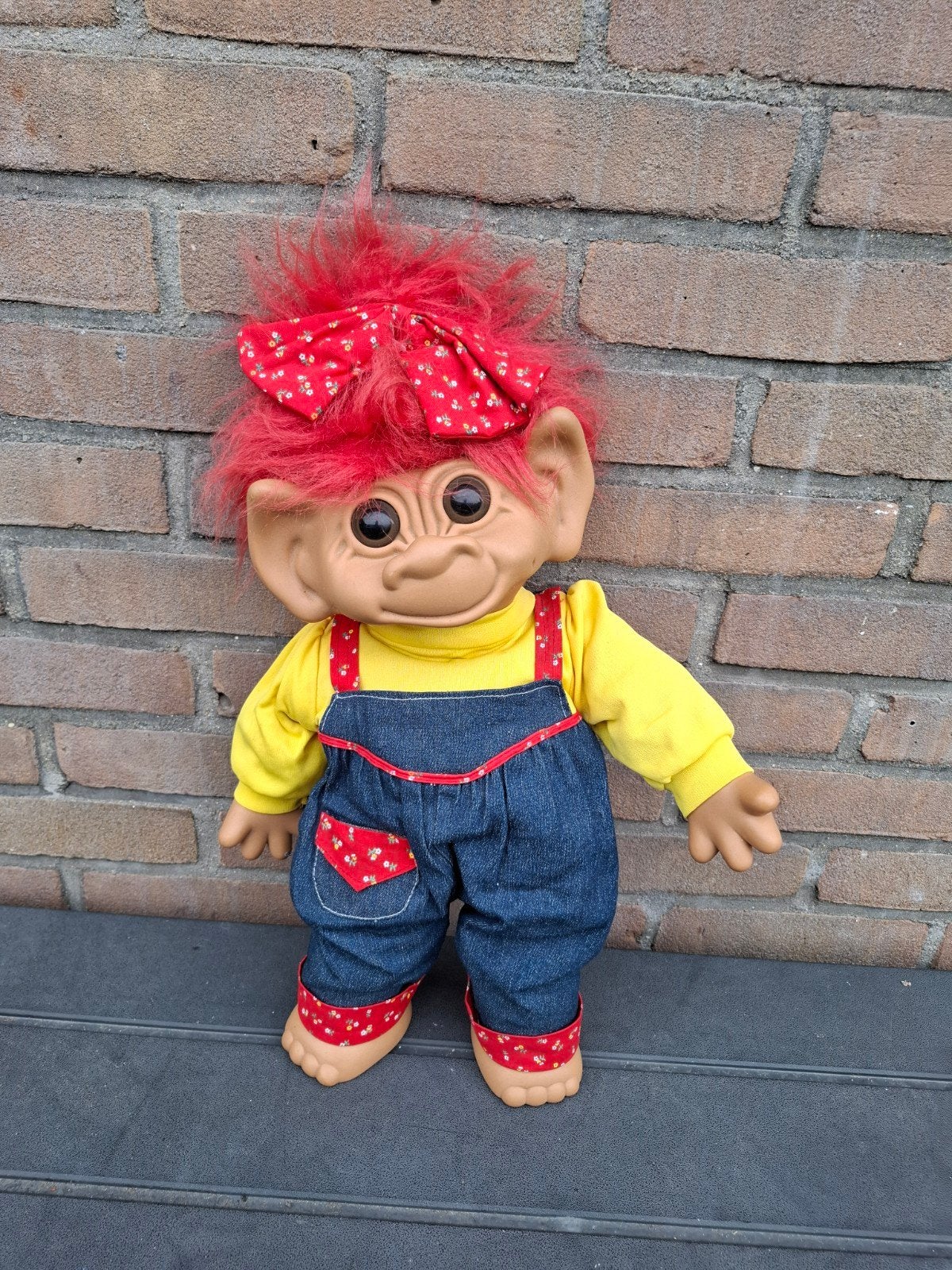 Prachtige grote UNEEDA Troll pop met originele kleding, Ophalen of Verzenden, Overige typen