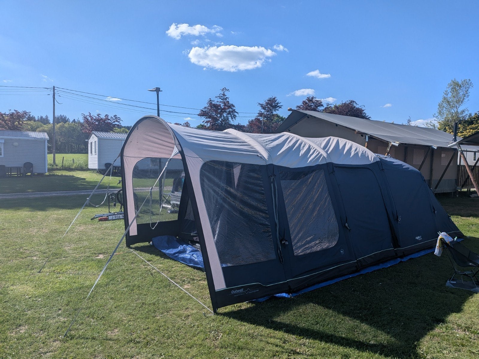 Opblaasbare tunnel tent 5 pers, Caravans en Kamperen, Tenten, Ophalen, Zo goed als nieuw, Tot en met 5