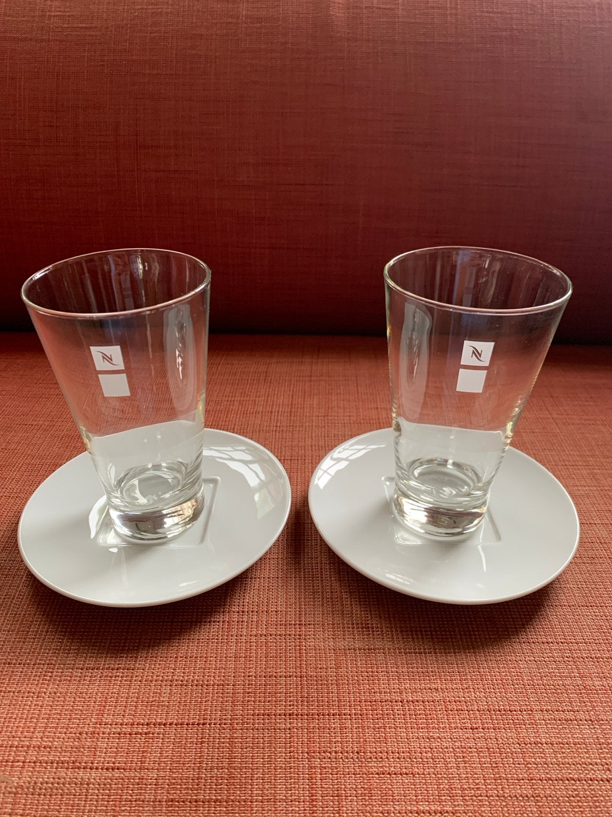 2 Nespresso View Collection Glazen met Schotels (2 stuks), Huis en Inrichting, Keuken | Servies, Glas of Glazen, Overige merken