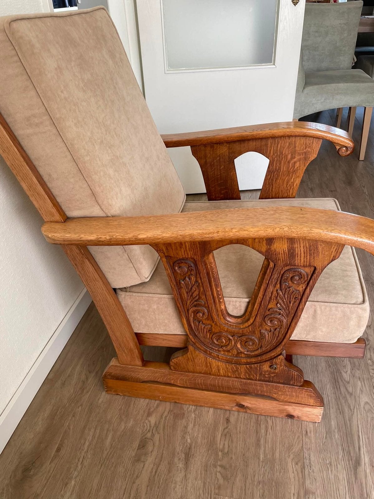 2 comfortabele (rook) stoelen - 150 jaar oud - Venlo, Antiek en Kunst, Ophalen of Verzenden