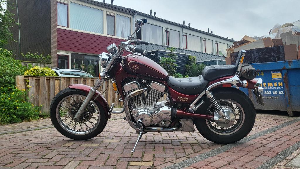 Suzuki Intruder VS1400 1994, Motoren, Motoren | Suzuki, Cardan-aandrijving, 2 cilinders, Chopper, Gebruikt