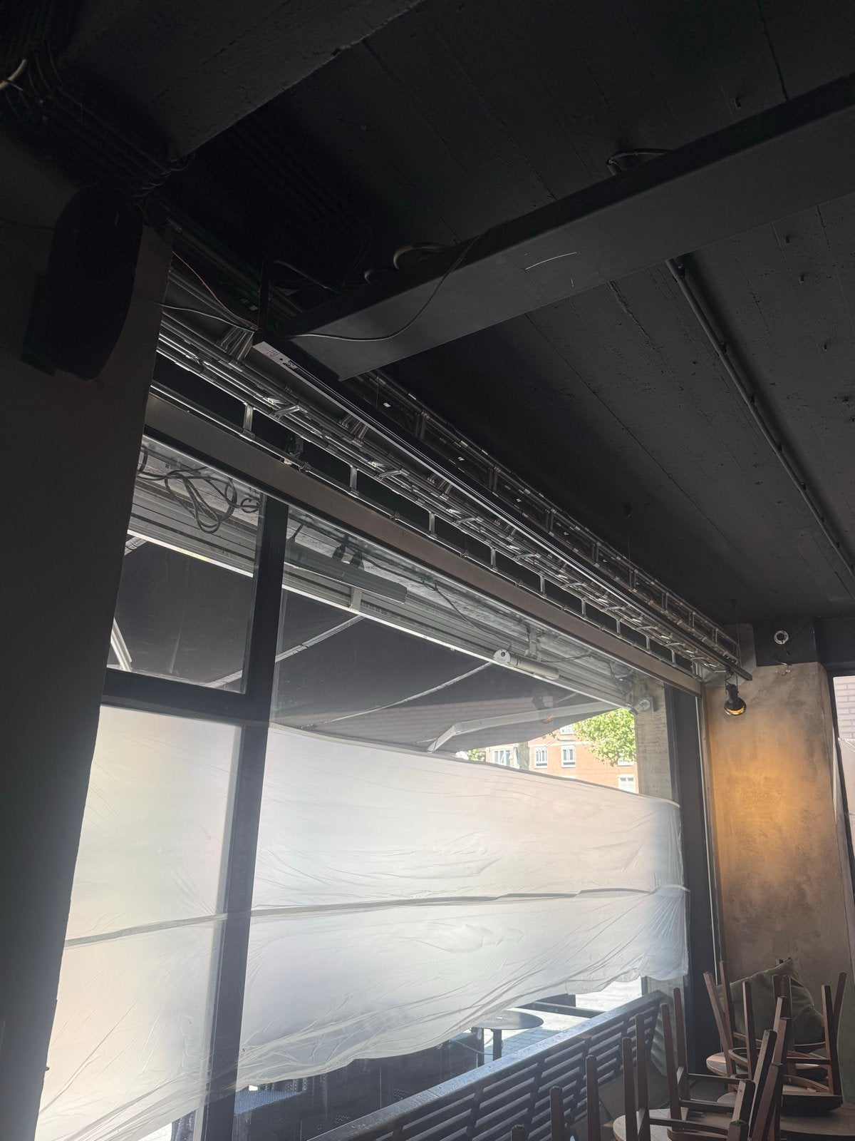 2x Rolluiken - 5,5-6m en 4-4,5m breed, Ophalen, Gebruikt, Overige kleuren, 200 cm of meer