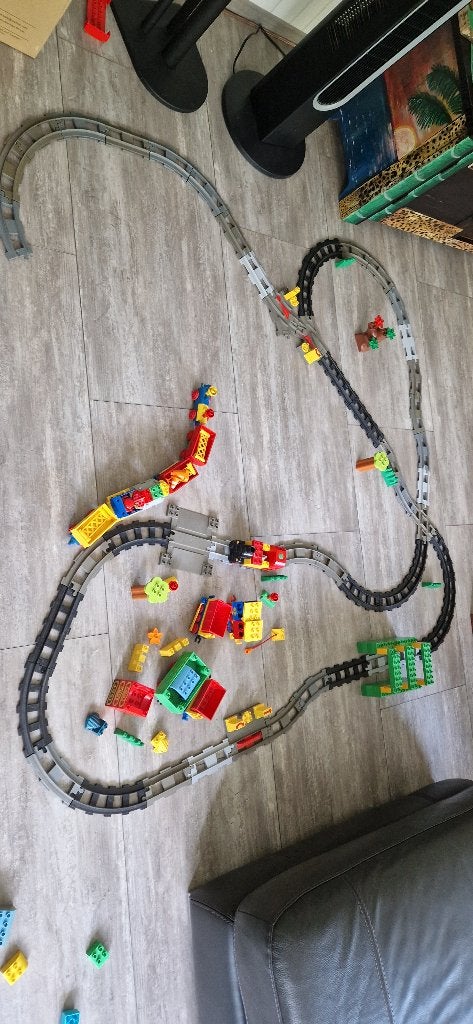 Lego duplo trein set, Kinderen en Baby's, Speelgoed | Duplo en Lego, Gebruikt, Duplo, MOC (eigen creatie), Inclusief extra onderdelen