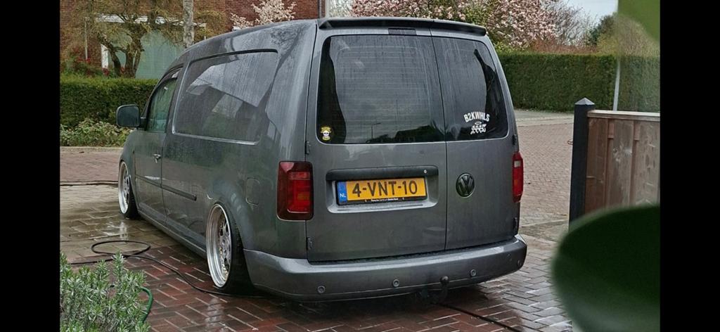 Volkswagen Caddy Maxi BNHF airride, Euro 5, Stof, Zwart, 4 cilinders