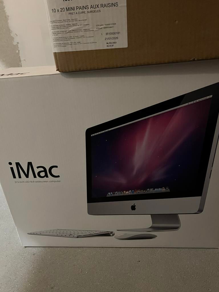 Apple iMac 21.5-inch LED 16:9 Widescreen Computer, Computers en Software, Apple Desktops, Zo goed als nieuw, iMac, Onbekend, 2 tot 3 Ghz