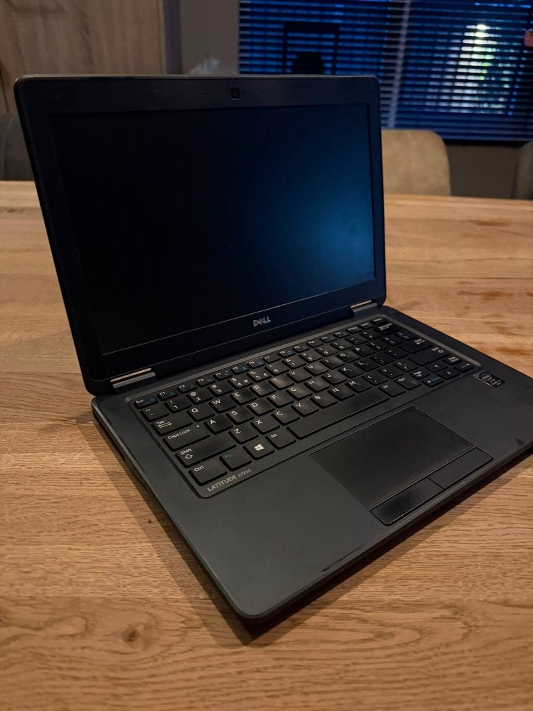 Dell Latitude E7250 – goede staat, inclusief lader, Computers en Software, Gebruikt, 2 tot 3 Ghz, Qwerty, 12 inch