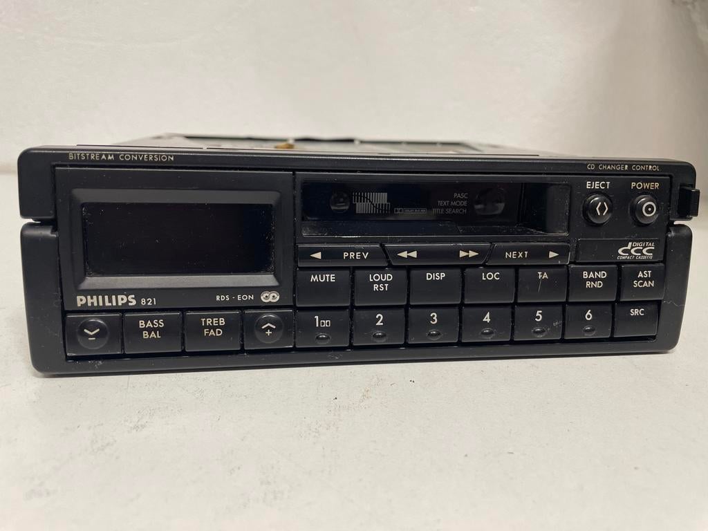 Philips 821 autoradio met DCC cassette - getest, Ophalen of Verzenden, Gebruikt