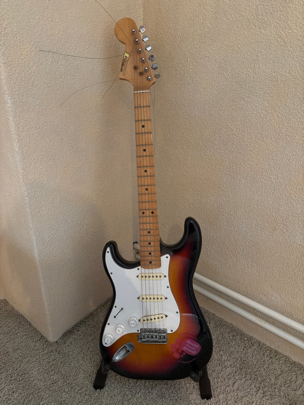 Condor elektrische gitaar met standaard, Ophalen, Gebruikt, Solid body, Overige merken