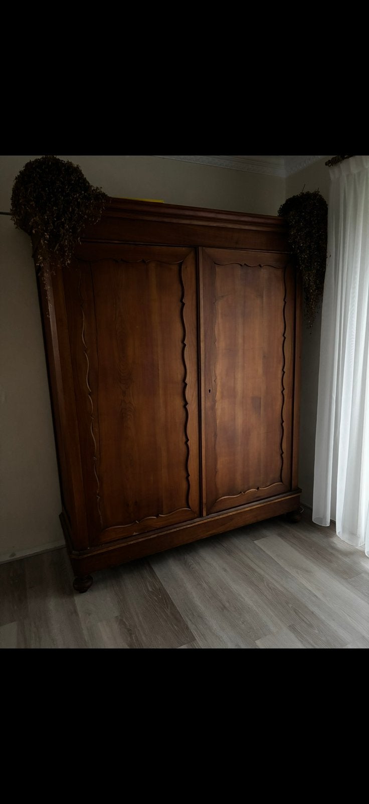 Mooie grote biedermeier kast, Ophalen
