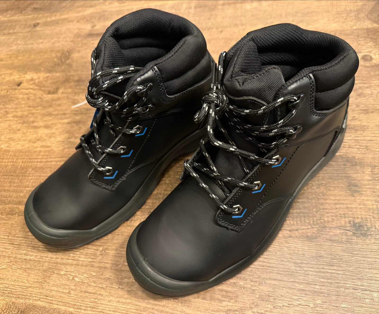 Nieuwe Bata Eagle Safety schoenen, maat 42, Ophalen, Nieuw