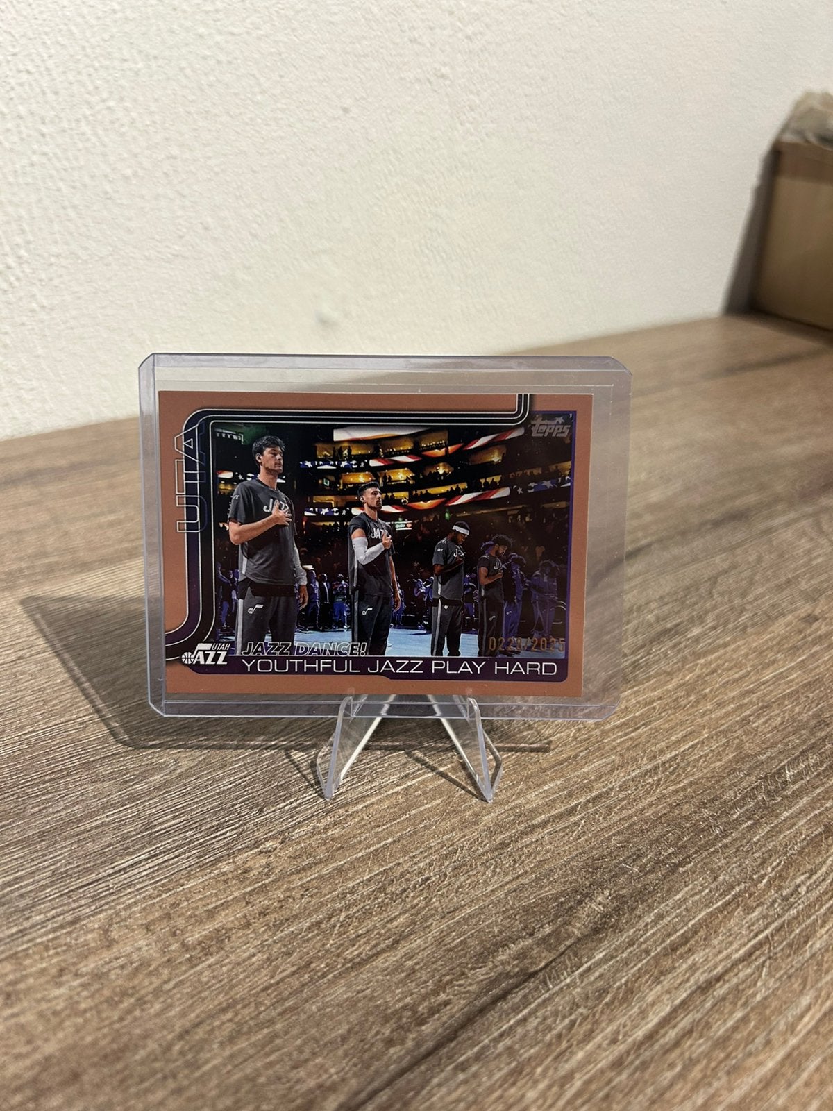 Utah Jazz 2025 Topps Flagship NBA #290 Gold /2025, Hobby en Vrije tijd, Stickers en Plaatjes, Ophalen of Verzenden, Zo goed als nieuw