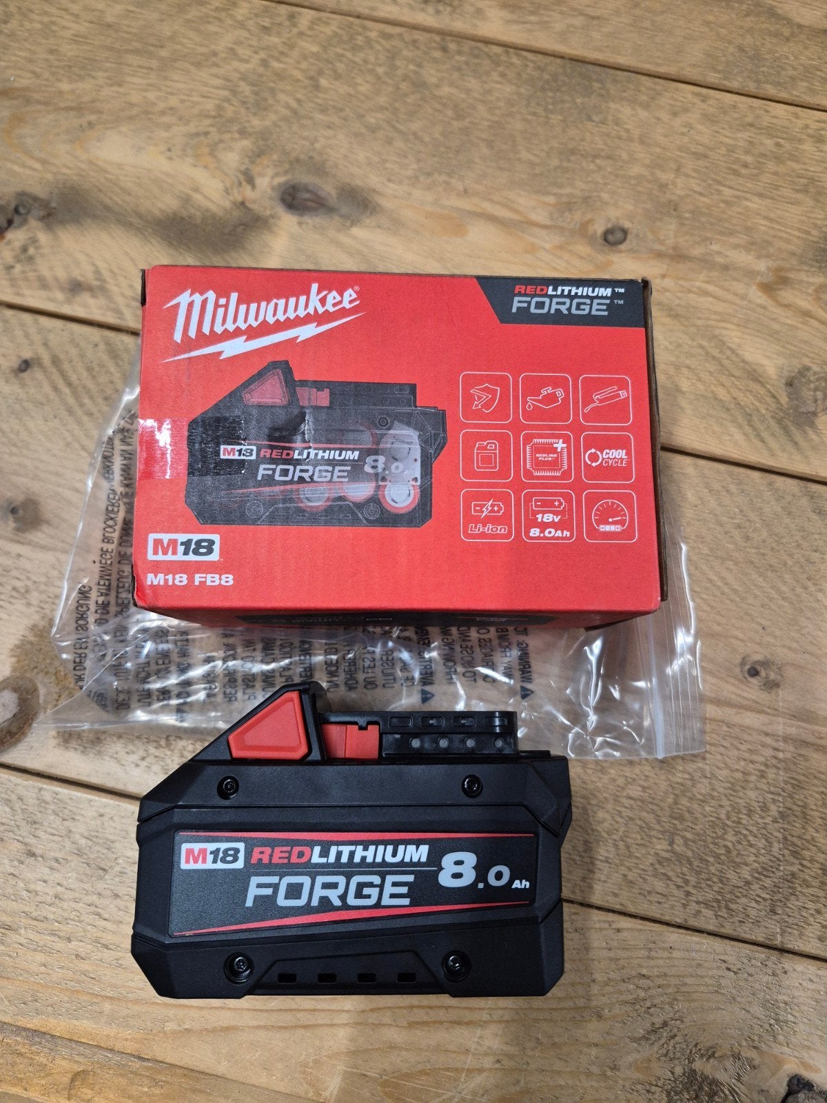 Milwaukee 8.0ah Forge accu gloednieuw!, Ophalen of Verzenden, Nieuw